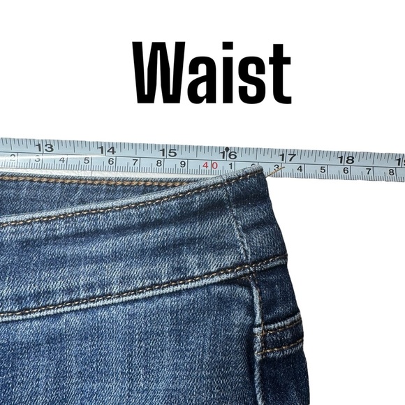 Chicos So Slimming Girlfriend Mid Rise Slim Leg Crop Jeans Womens Chicos 1 US 8 - Picture 6 of 10